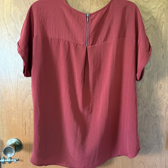 Maurice’s Delton Zipper back blouse - Picture 2 of 3